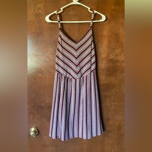 Universal Thread maroon and white mini dress